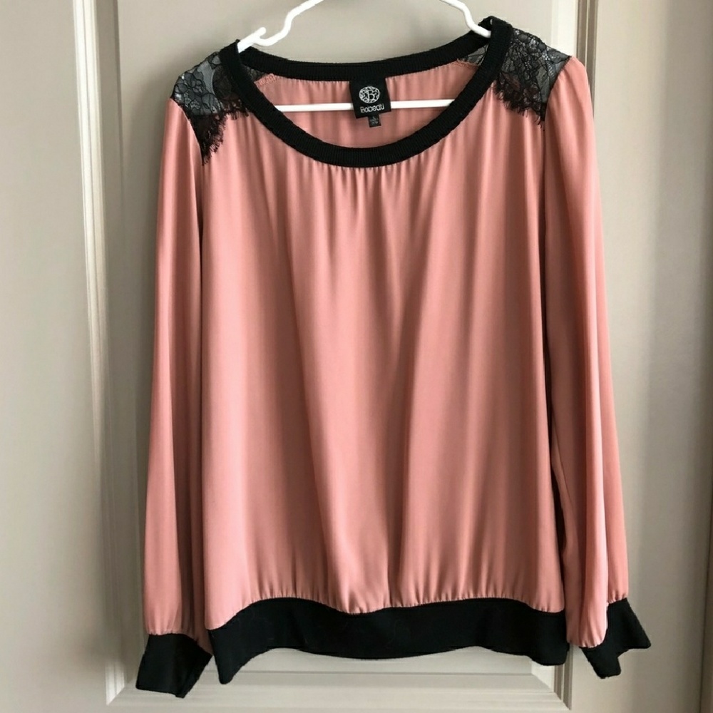 Gorgeous blouse-perfect for work!